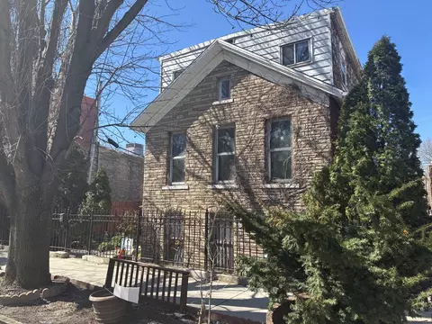 2142 N Leavitt Ave, Chicago, IL 60647