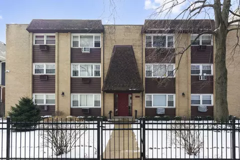 1627 W Touhy Ave #306, Chicago, IL 60626