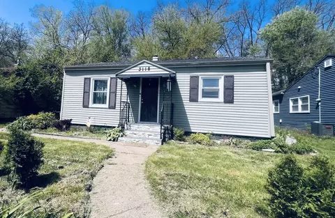 3118 Indian Rd, Davenport, IA 52802