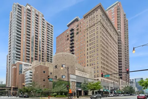 40 E 9th St #1516, Chicago, IL 60605