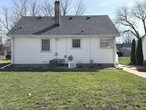 Exterior - 665 S May Ave, Kankakee, IL 60901 photo 7 of 8