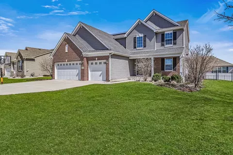 Exterior - 804 Feeney Dr, Minooka, IL 60447 photo 2 of 7
