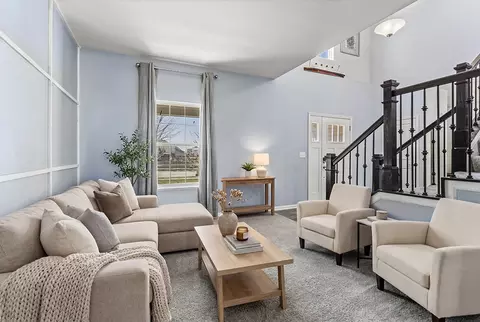 Living - 804 Feeney Dr, Minooka, IL 60447 photo 3 of 7
