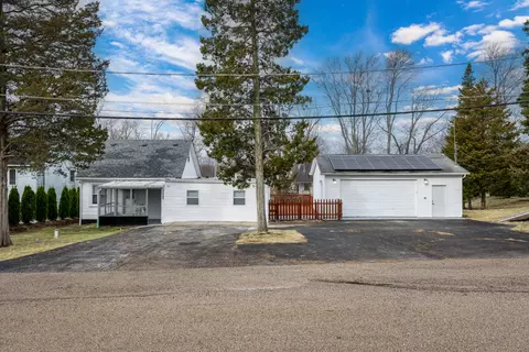 37544 N Columbus Ave, Lake Villa, IL 60046