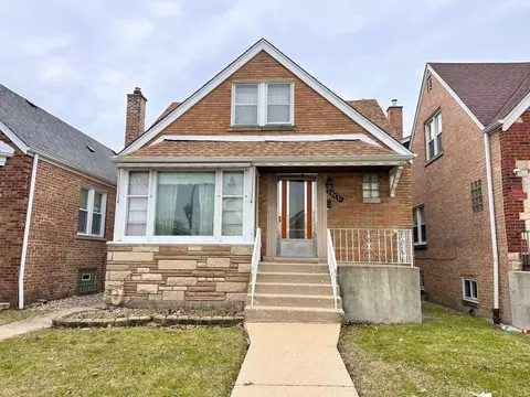6606 S Komensky Ave, Chicago, IL 60629