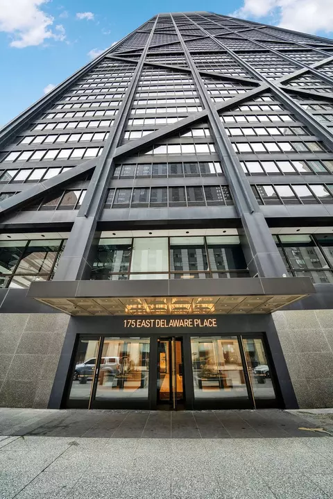 Exterior - 175 E Delaware Pl #6018, Chicago, IL 60611 photo 1 of 2