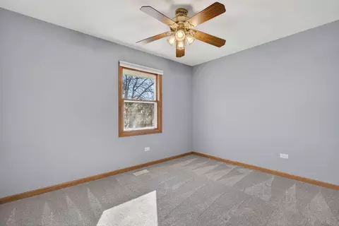 Bedroom - 3005 Art Schultz Dr, Plainfield, IL 60586 photo 4 of 6