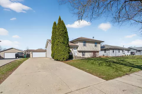 Other - 3005 Art Schultz Dr, Plainfield, IL 60586 photo 1 of 10