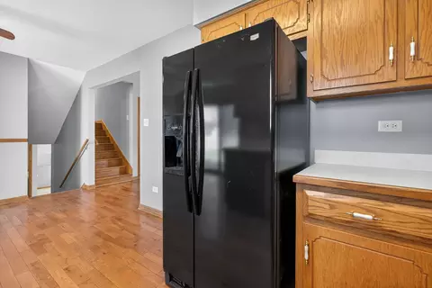 Kitchen - 3005 Art Schultz Dr, Plainfield, IL 60586 photo 3 of 5