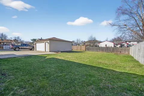 Exterior - 3005 Art Schultz Dr, Plainfield, IL 60586 photo 3 of 6