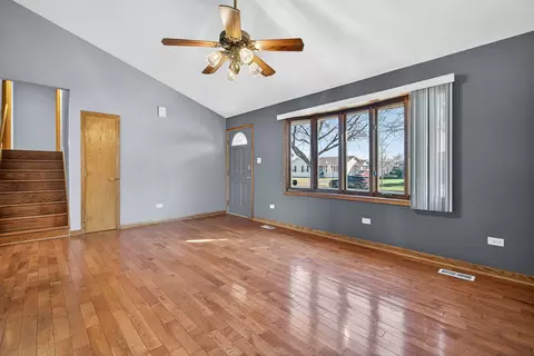 Living - 3005 Art Schultz Dr, Plainfield, IL 60586 photo 1 of 6