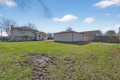Exterior - 3005 Art Schultz Dr, Plainfield, IL 60586 photo 6 of 6