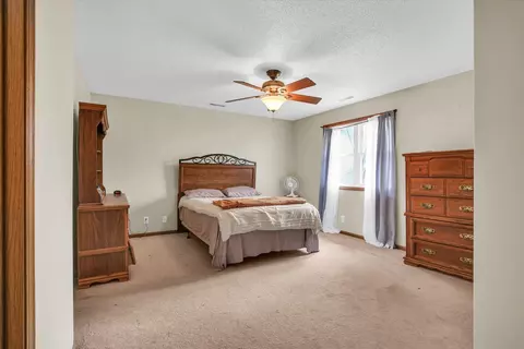 Bedroom - 106 E Harrison St, Catlin, IL 61817 photo 5 of 7
