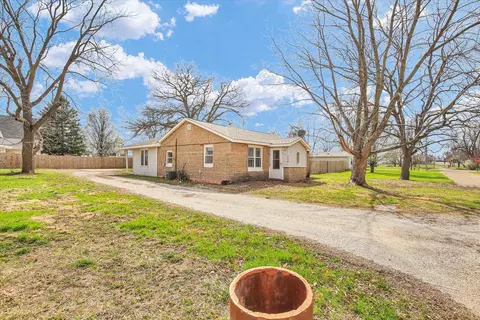 106 E Harrison St, Catlin, IL 61817