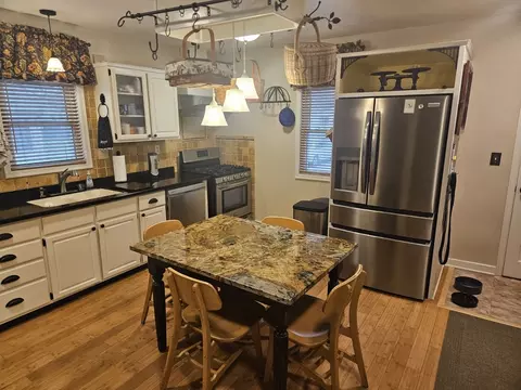 Kitchen - 4506 26th Ave, Moline, IL 61265 photo 1 of 3