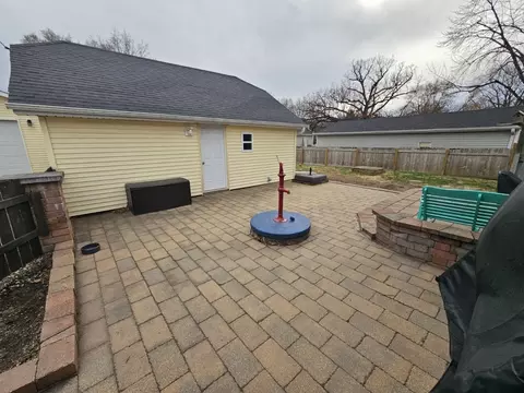 Exterior - 4506 26th Ave, Moline, IL 61265 photo 8 of 9
