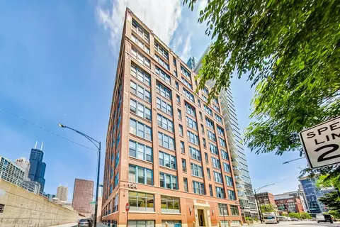 124 W Polk St #903, Chicago, IL 60605