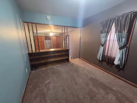 Living - 813 E 15th St, Sterling, IL 61081 photo 3 of 4