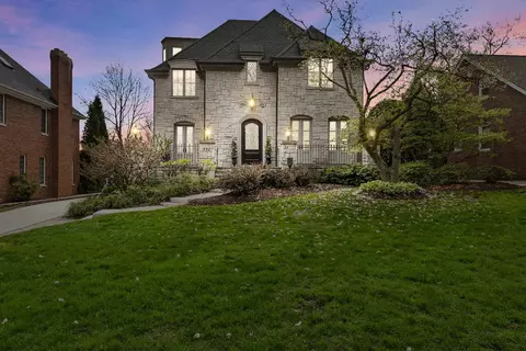 443 S Madison St, Hinsdale, IL 60521