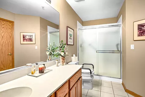 Bath - 13809 S Bristlecone Dr #A, Plainfield, IL 60544 photo 1 of 2