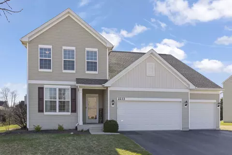 2233 Olive Ln, Yorkville, IL 60560