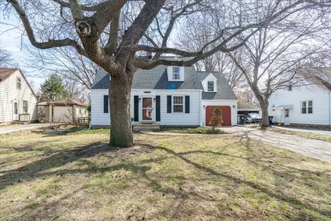 413 Grant St, Normal, IL 61761