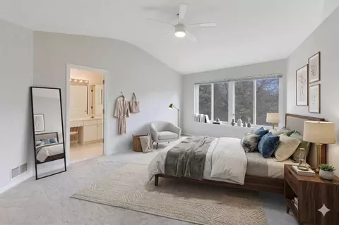 Bedroom - 485 Topaz Ln, Bartlett, IL 60103 photo 1 of 8
