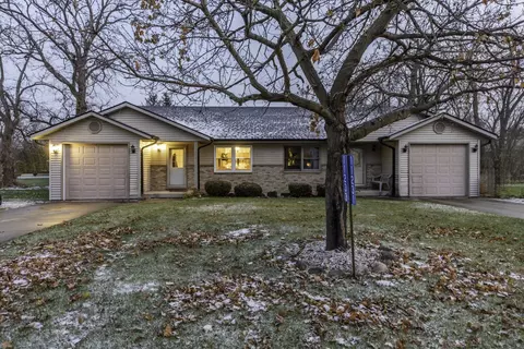 11231 Fox River Rd, Wilmot, WI 53192