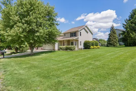 Exterior - 1 Quail Ct, Downs, IL 61736 photo 2 of 8