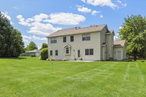 Exterior - 1 Quail Ct, Downs, IL 61736 photo 5 of 8