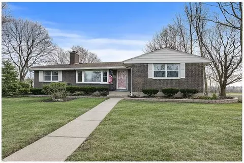 1000 Jackson Ave, Saint Charles, IL 60174