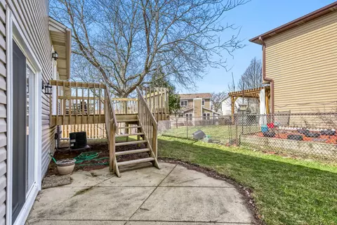 Exterior - 4441 Harbor Cir, Hoffman Estates, IL 60192 photo 4 of 5