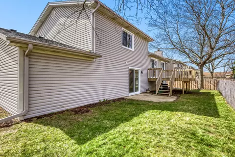 Exterior - 4441 Harbor Cir, Hoffman Estates, IL 60192 photo 5 of 5
