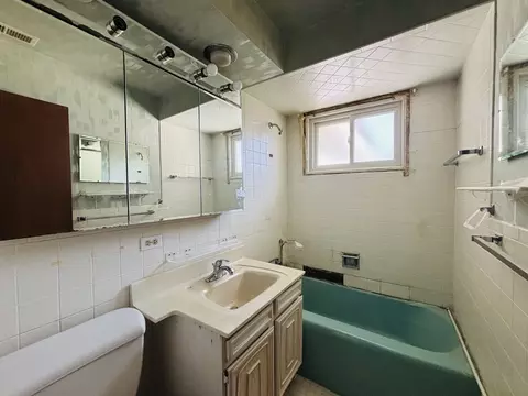 847 S 3rd Ave, Des Plaines, IL 60016 photo 6