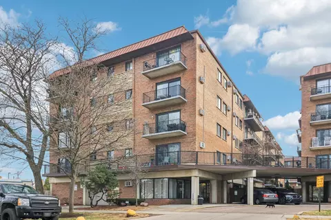 2333 N Neva Ave #101C, Chicago, IL 60707