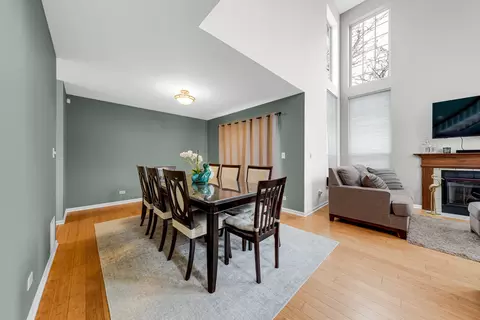 Dining - 108 Hampton Blvd, Lake Bluff, IL 60044 photo 1 of 2
