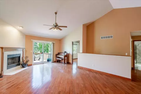 Living - 107 N Blair Dr #3, Normal, IL 61761 photo 2 of 4