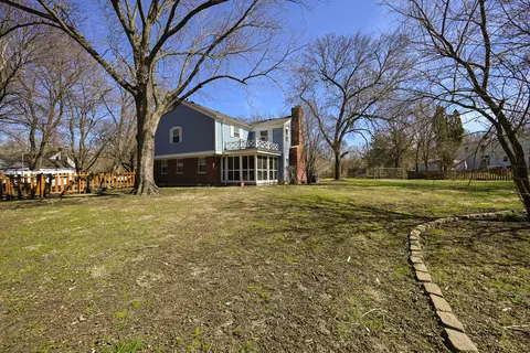 Exterior - 5 N300 Powis Rd, Wayne, IL 60184 photo 5 of 8