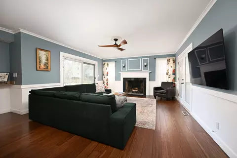 Living - 5 N300 Powis Rd, Wayne, IL 60184 photo 2 of 3