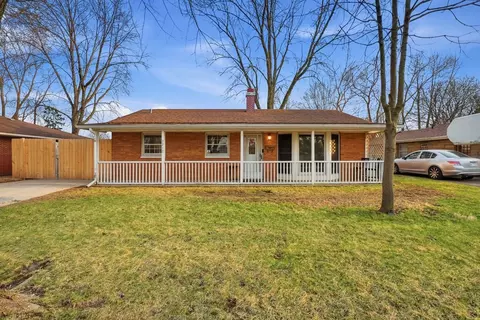 2212 W Capri Ave, Joliet, IL 60436