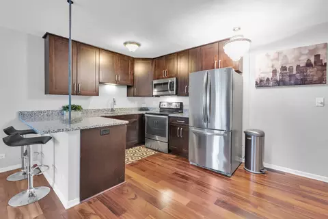 Kitchen - 320 Circle Ave #404, Forest Park, IL 60130 photo 2 of 3