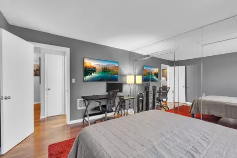 Bedroom - 320 Circle Ave #404, Forest Park, IL 60130 photo 3 of 3