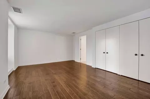 Bedroom - 40 E Delaware Pl #1702, Chicago, IL 60611 photo 1 of 1