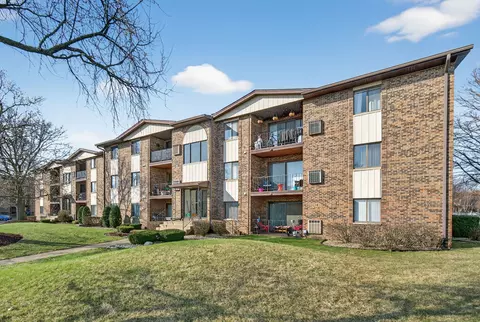 14015 Laramie Ave #316, Crestwood, IL 60418