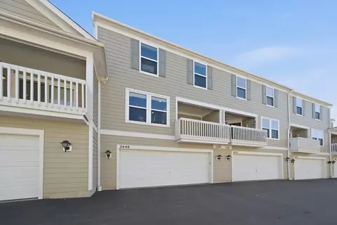 Exterior - 2448 Emily Ln, Elgin, IL 60124 photo 4 of 4