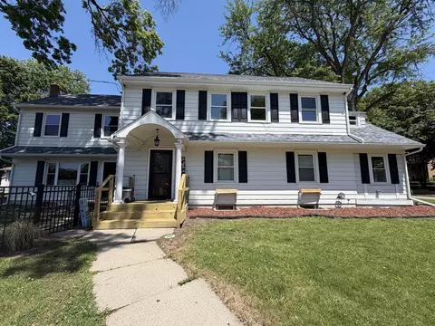 1501 1st Ave, Sterling, IL 61081