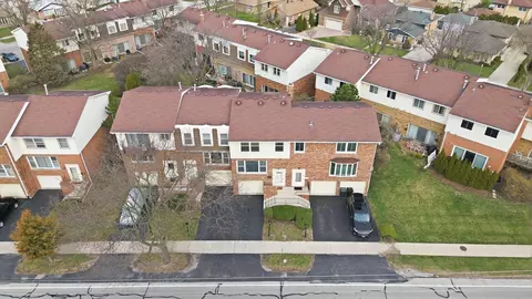 8820 Plainfield Rd, Brookfield, IL 60513 photo 7
