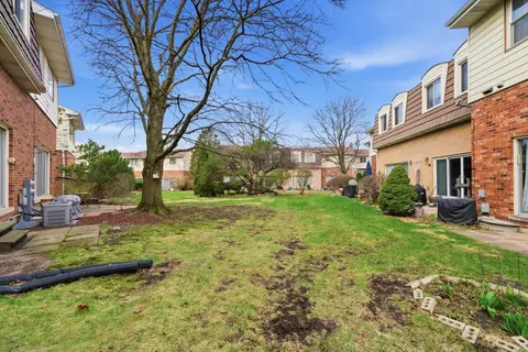 8820 Plainfield Rd, Brookfield, IL 60513 photo 35