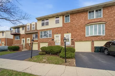 8820 Plainfield Rd, Brookfield, IL 60513 photo 2