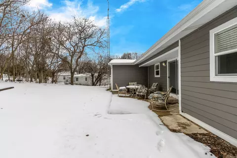 4509 Ashley Dr, Mchenry, IL 60050 photo 5
